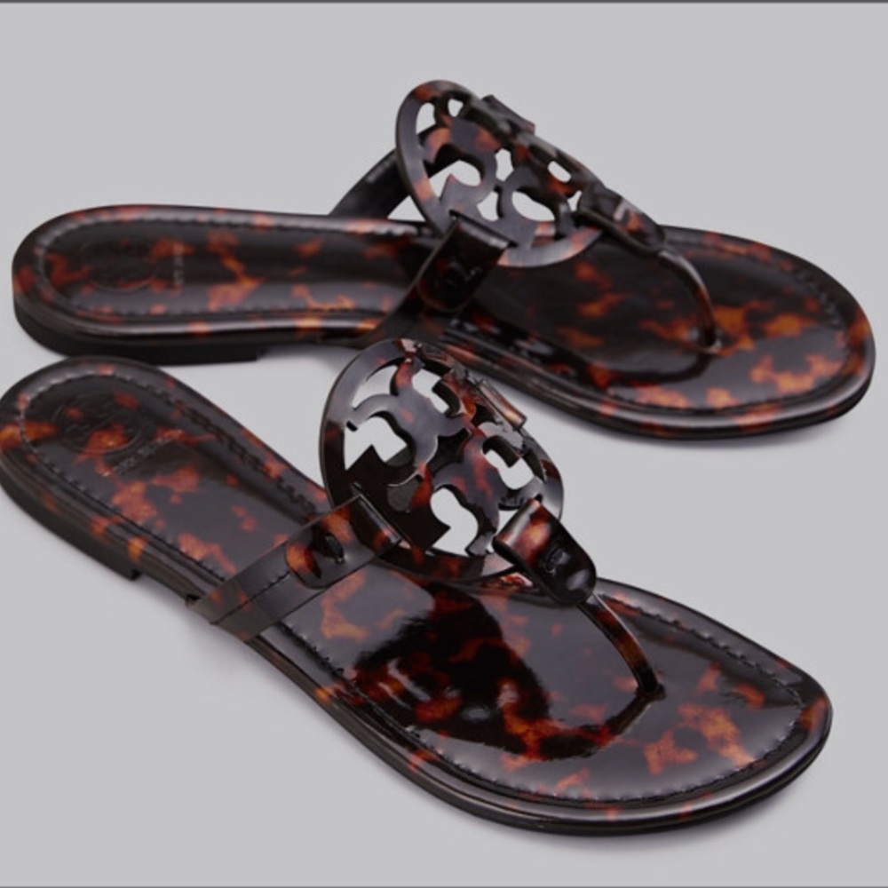 Authentic tortoise Tory Burch millers size 8